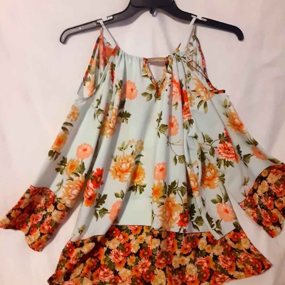 Floral Print Cold Shoulder Trim Blouse